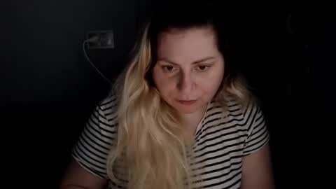 Laura online show from February 5, 9:01 am