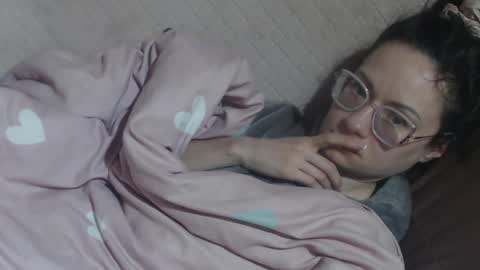 say meow and send tips  online show from March 26, 6:26 am