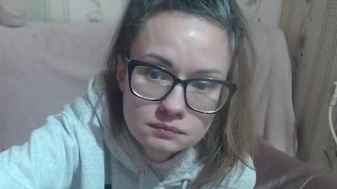 say meow and send tip  online show from February 1, 11:31 am