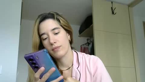 candylovecat online show from November 10, 1:28 pm