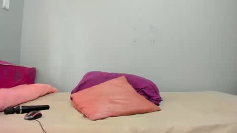 Snapshot of candymandyq chatting on February 2, 2:13 pm candymandyq online show from February 2, 2:13 pm