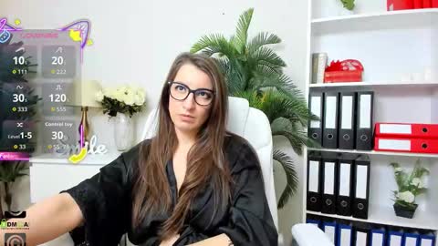 Candy  My pleasure its in  your hands online show from March 30, 10:59 am