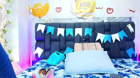 Snapshot of canela_osadaa_ chatting on September 29, 11:59 am Aura online show from September 29, 11:59 am