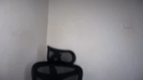 Emma online show from March 31, 5:40 am