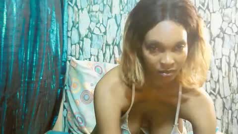 caramelminxxx1 online show from April 14, 7:30 am