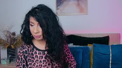 cardi_sin online show from April 2, 8:01 am