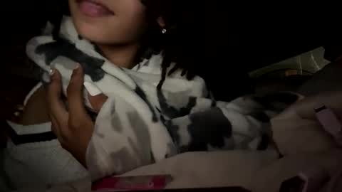 carebearx215 online show from October 18, 3:31 am