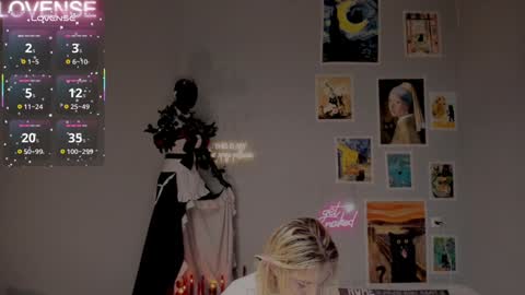 NONA    follow online show from October 8, 5:12 am