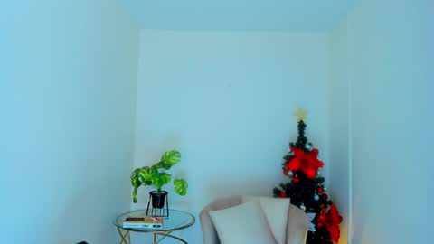 Andrea online show from December 22, 12:05 pm