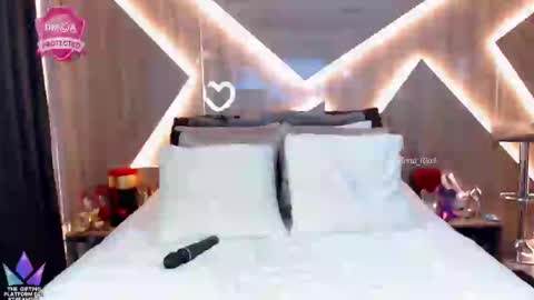 Snapshot of carlotta_ricci chatting on February 23, 8:18 pm Carla Carla I am sensual goddes and i was born for loveworshipping and enjoyment. online show from February 23, 8:18 pm