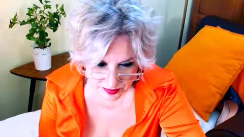 Carmen online show from November 4, 6:07 am