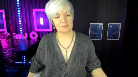 Carmen online show from December 19, 8:45 pm