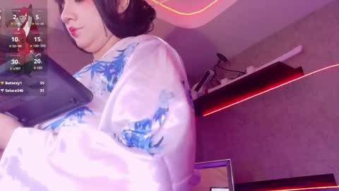 carmiilla online show from April 10, 11:55 pm