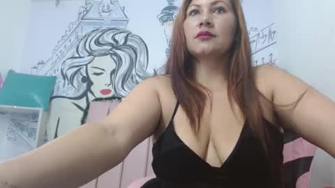 Carol Stonee online show from January 6, 1:59 pm