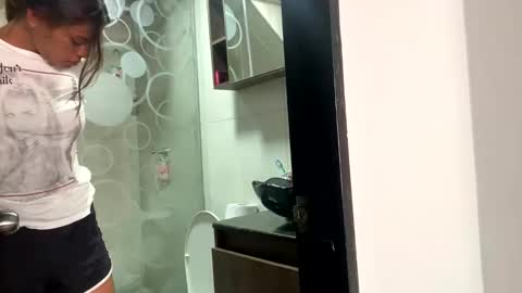 CAROLINA online show from February 2, 9:13 pm