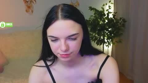 Mary and Carol online show from March 15, 5:37 pm