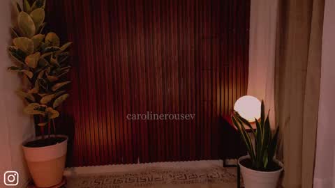 carol  online show from April 16, 9:39 pm