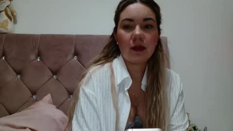 caroo0615 online show from October 27, 3:13 am