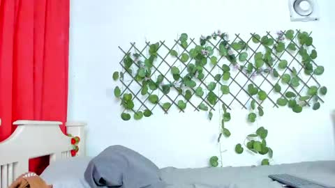 Snapshot of cassidey_cute chatting on October 1, 12:21 pm cassidey_cute online show from October 1, 12:21 pm