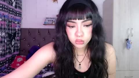 Mila online show from April 23, 5:26 am