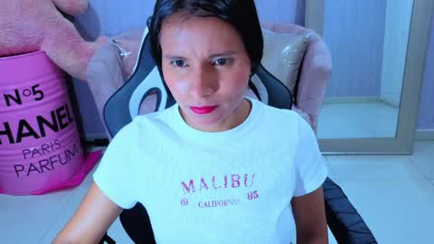 cataleya23_a online show from April 11, 9:29 pm