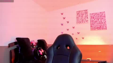 LUU online show from April 22, 3:03 am