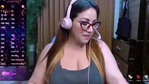 catalina3772516 online show from May 30, 9:22 pm