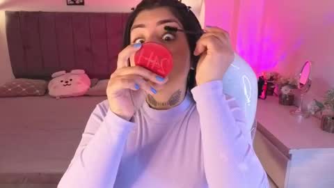 Catalina online show from November 6, 3:12 am