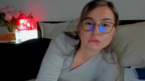 Kat online show from September 17, 12:25 pm