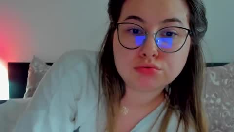 Kat online show from February 15, 12:01 pm