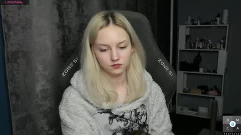 Sam online show from April 24, 7:27 pm