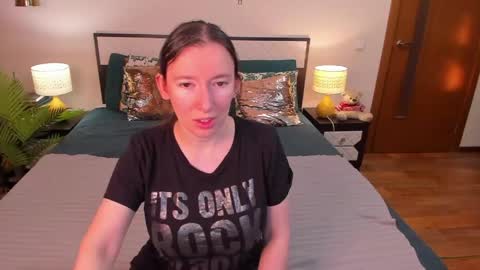 Catrin online show from June 6, 1:56 am
