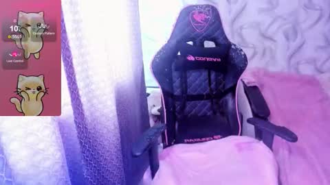 .  .  online show from March 1, 7:08 am