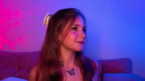 Lina  online show from October 5, 7:19 pm