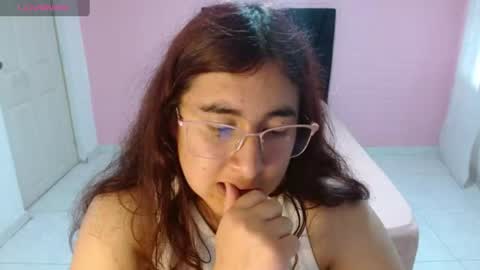 celeste817631 online show from July 6, 3:03 pm