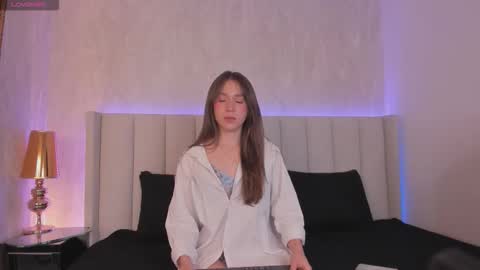 celeste_dalton online show from February 9, 11:45 am