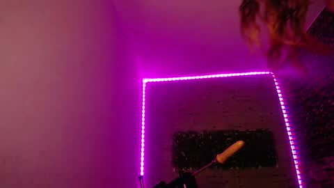 celeste_polis online show from October 25, 9:10 pm