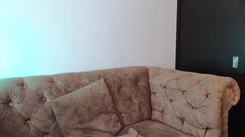 Snapshot of celeste_tailor_ chatting on February 15, 6:44 pm Celeste Tailor online show from February 15, 6:44 pm