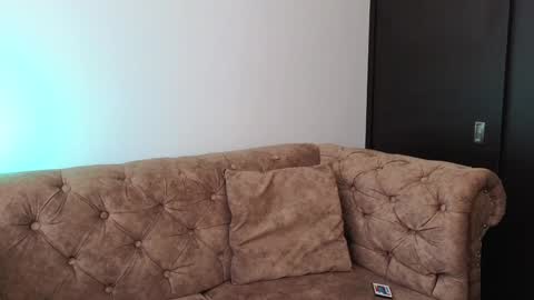 Snapshot of celeste_tailor_ chatting on January 14, 7:43 pm Celeste Tailor online show from January 14, 7:43 pm