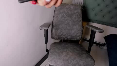  CELESTE  online show from December 19, 3:32 am