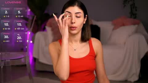 Chleo online show from April 15, 7:31 am