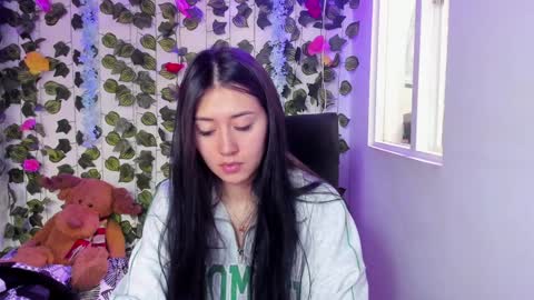 Snapshot of celestinepurple chatting on January 6, 5:16 pm Celestineeeeee online show from January 6, 5:16 pm