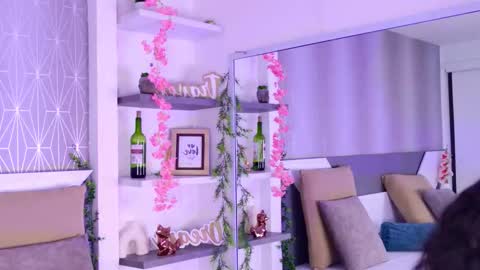 Celine online show from October 9, 6:34 pm