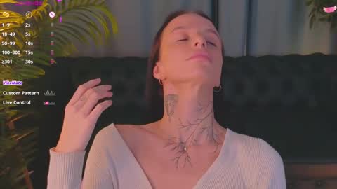 Casey online show from November 16, 10:10 pm