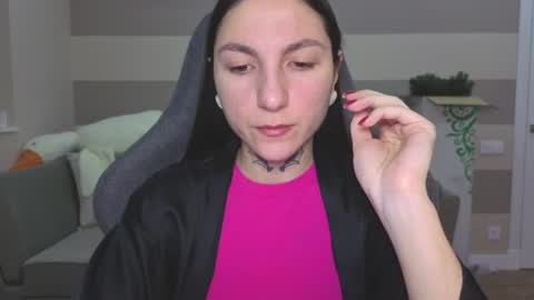 Kate online show from December 15, 7:02 am