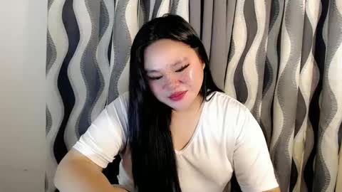 Snapshot of chabilataxx chatting on February 6, 12:37 pm chabilataxx online show from February 6, 12:37 pm