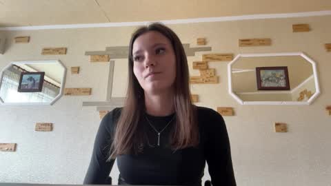 Luna online show from April 8, 8:27 am