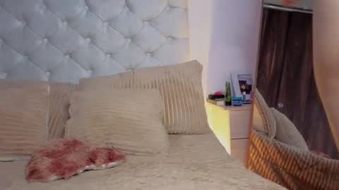 Chanell online show from November 14, 9:48 pm