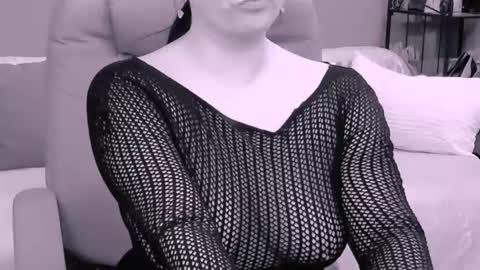 The Queen online show from February 23, 2:45 am