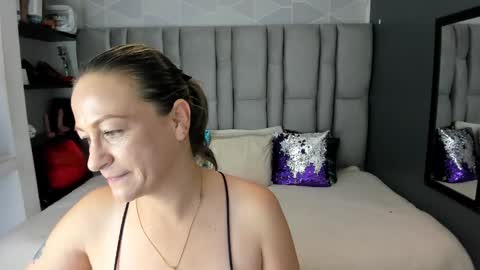 Charlot milf online show from November 12, 12:03 pm